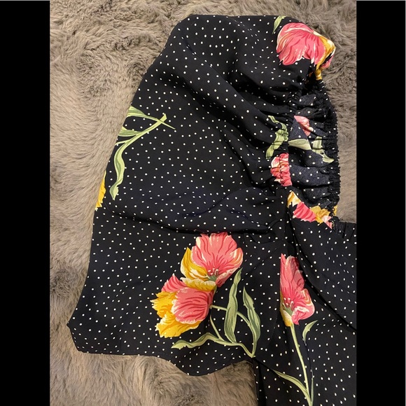 A.Peach fitted off the shoulder dress size 1X - Picture 3 of 10